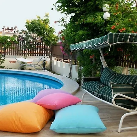 Hotel Rosy 2*